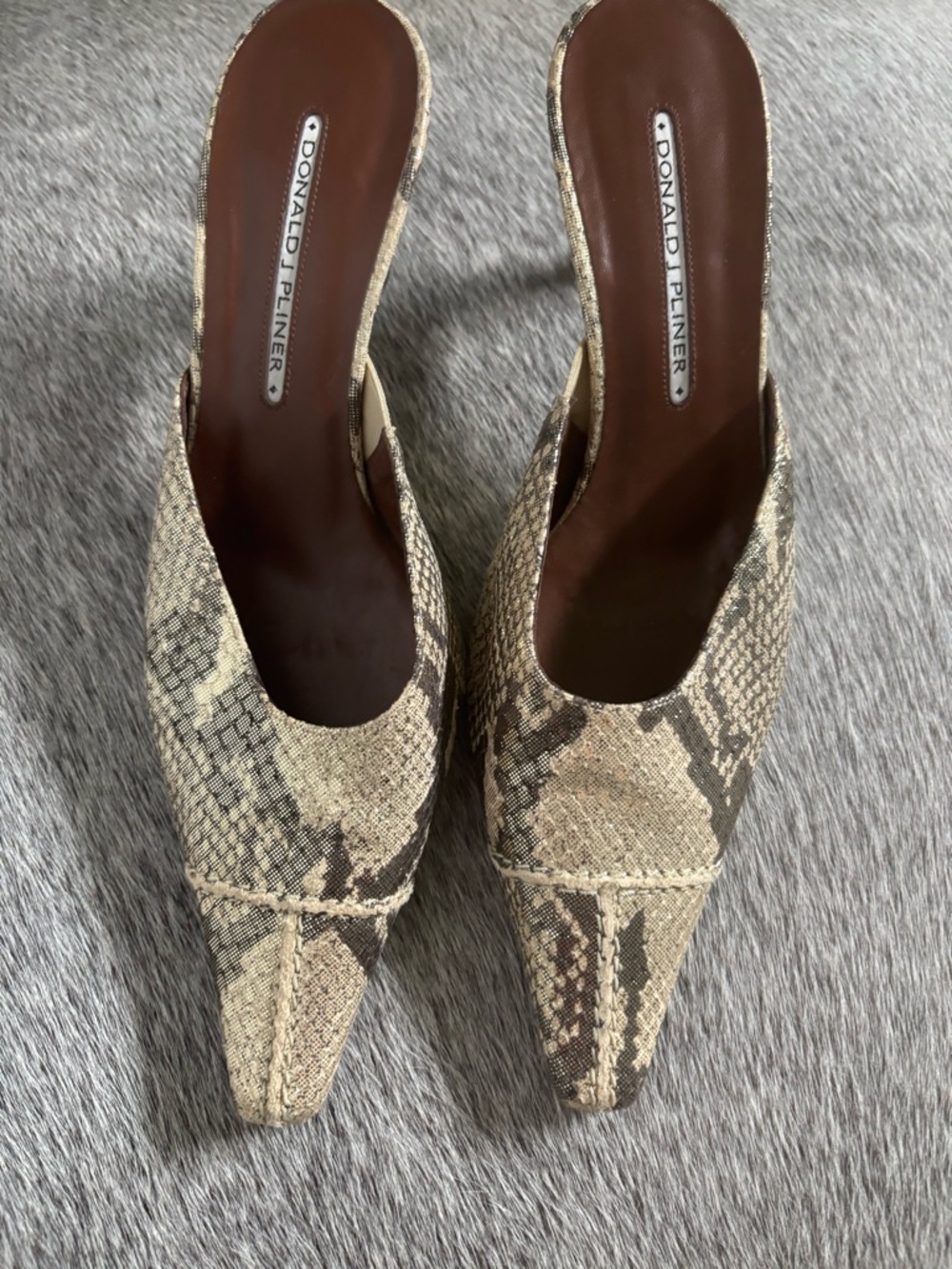 Donald J. Pliner Beige Snake-Print Pointed-Toe Slip-On Mules - Picture 4 of 4